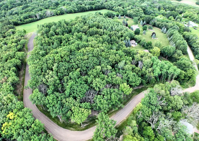 $2,950,000 | Lt1 Oak Knoll Road, Burlington, WI 53105