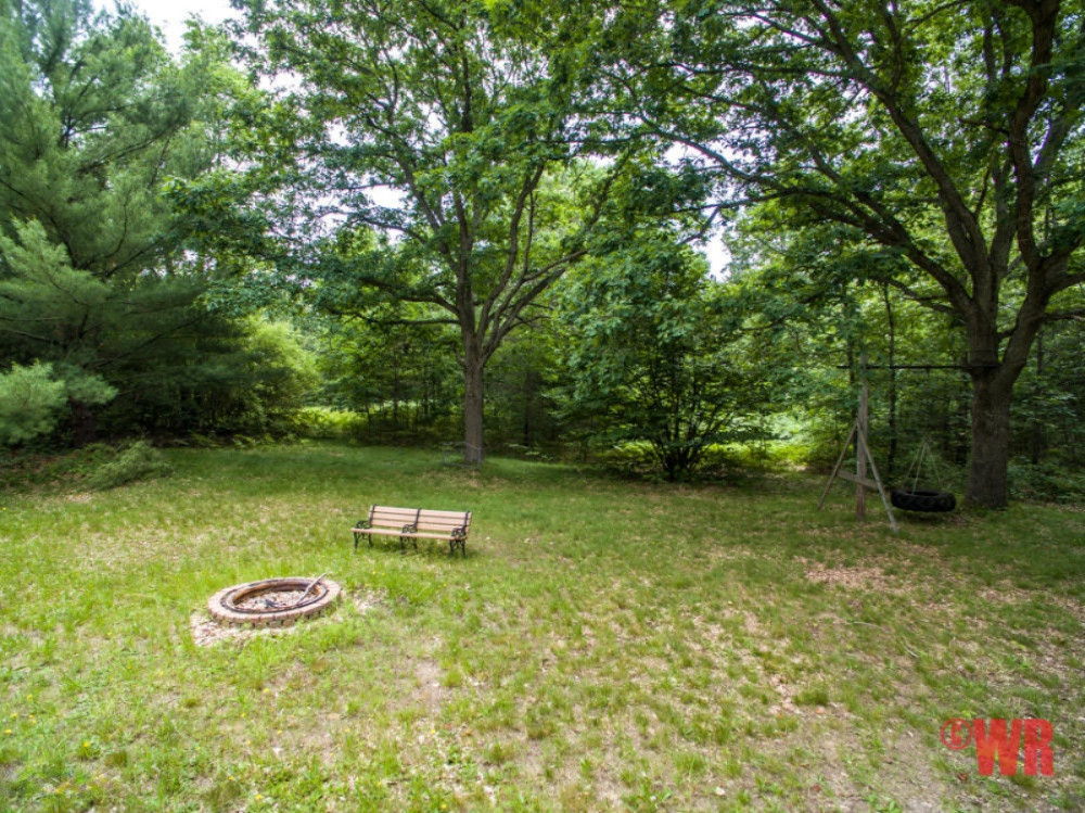 2663 East Yale Road Rothbury, MI 49452 - Photo 3 of 28 2663 E Yale-3