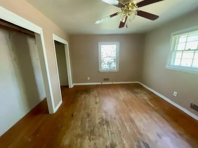 $169,900 | 8320 Willow Way, Raytown, MO 64138