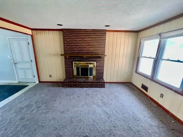 $169,900 | 8320 Willow Way, Raytown, MO 64138