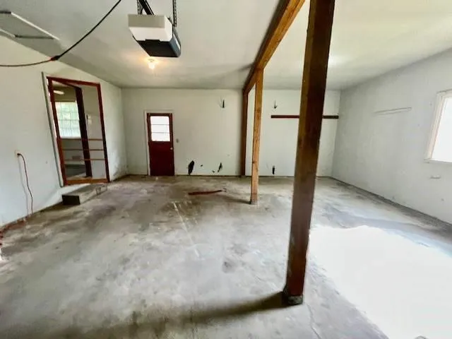 $169,900 | 8320 Willow Way, Raytown, MO 64138