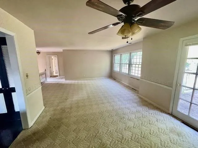 $169,900 | 8320 Willow Way, Raytown, MO 64138