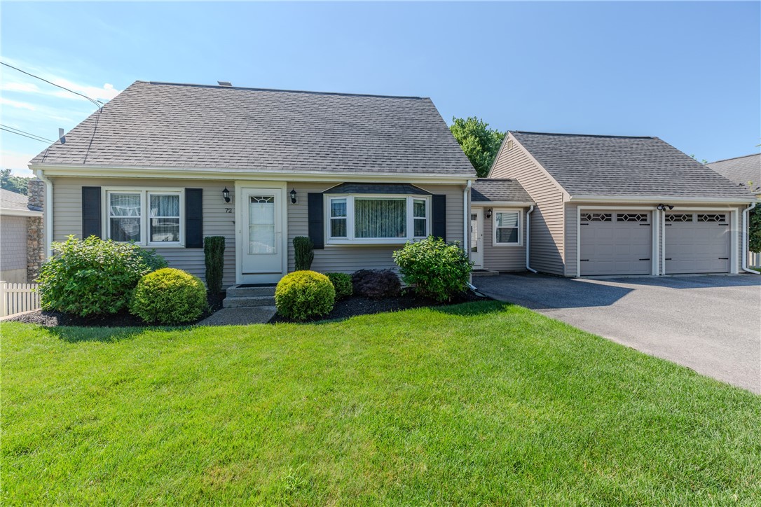 72 Main Street North Smithfield, RI 02876 - Photo 1 of 50