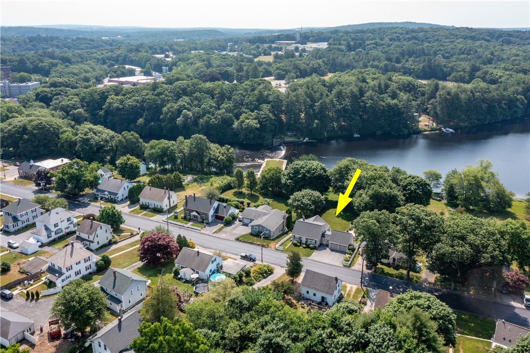 72 Main Street North Smithfield, RI 02876 - Photo 5 of 50