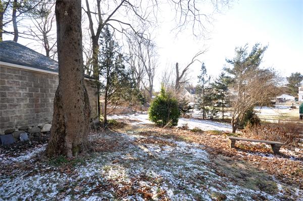 23 Farmcrest Avenue Lexington, MA 02421 - Photo 13 of 15
