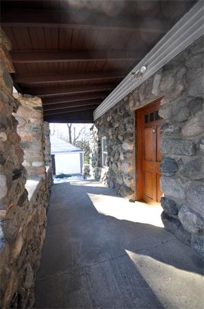 23 Farmcrest Avenue Lexington, MA 02421 - Photo 2 of 15