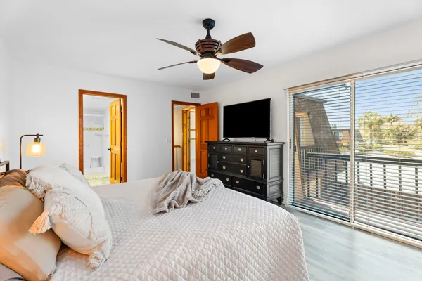 $359,999 | 110 North Delaware Boulevard, Unit 13A, Jupiter, FL 33458