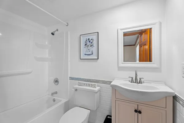 $359,999 | 110 North Delaware Boulevard, Unit 13A, Jupiter, FL 33458