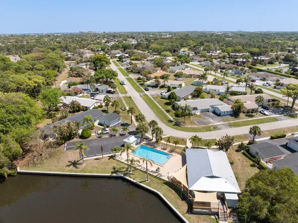 $359,999 | 110 North Delaware Boulevard, Unit 13A, Jupiter, FL 33458