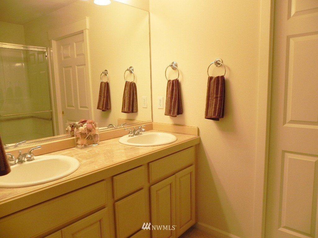 160 East Soderberg Road, Unit M36 Allyn, WA 98524 - Photo 18 of 25