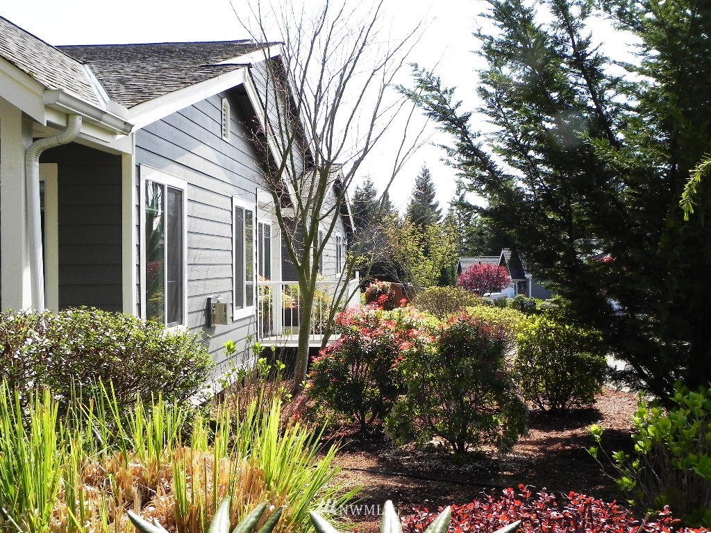 160 East Soderberg Road, Unit M36 Allyn, WA 98524 - Photo 3 of 25