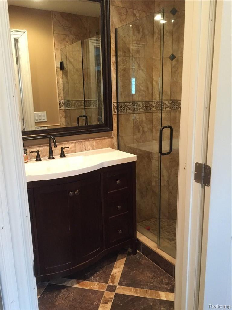 4980 Auburn Road Utica, MI 48317 - Photo 6 of 25 IMG_1892.JPG