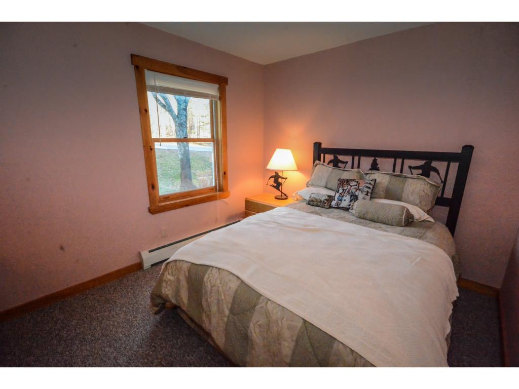 59 D Greenspring Road, Unit D West Dover, VT 05356 - Photo 13 of 20 Gallery Image 13