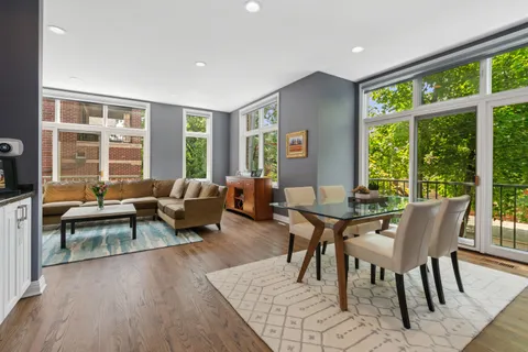 $1,450,000 | 2751 North Greenview Avenue, Unit A, Chicago, IL 60614