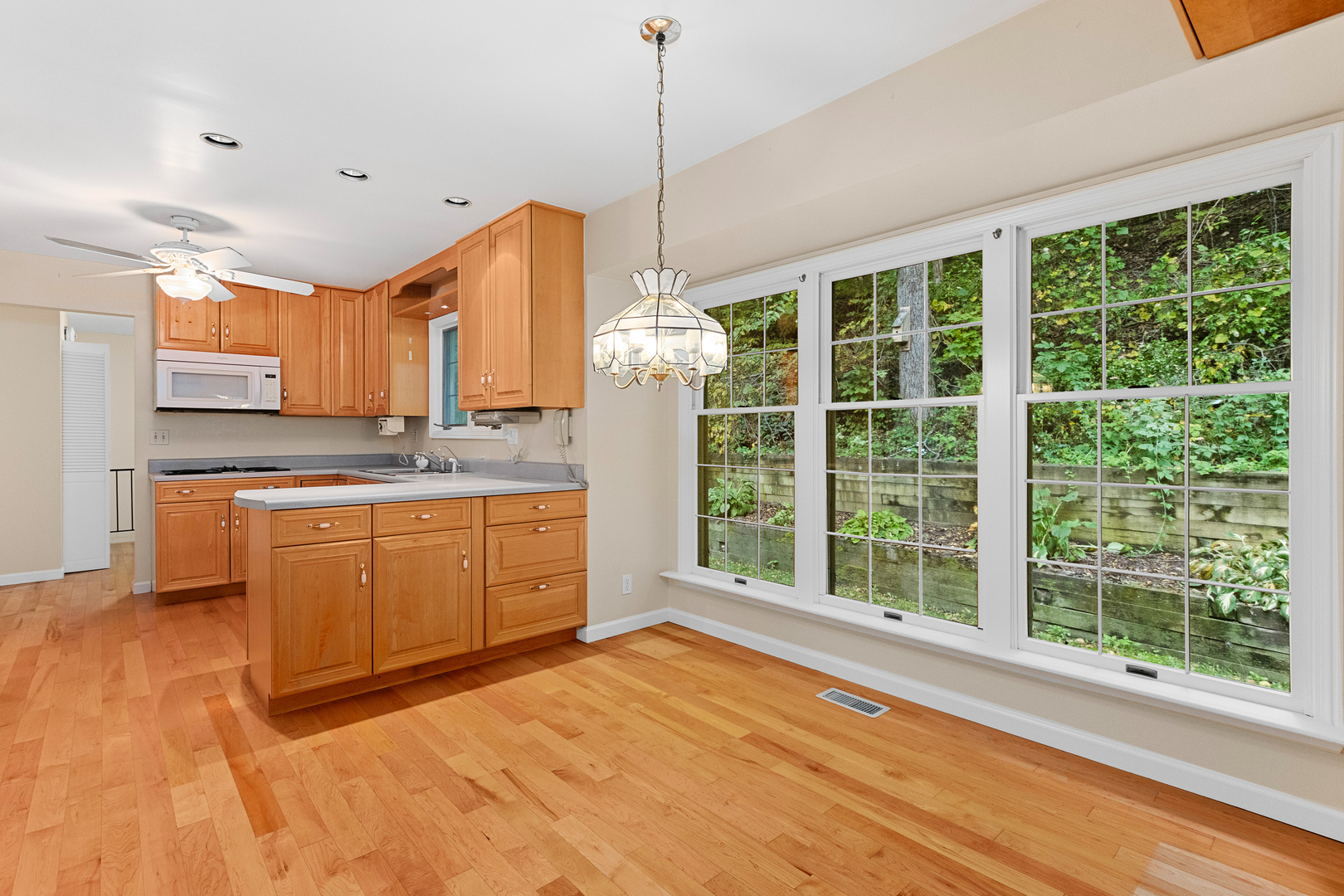308 East Hicks Hollow Road Chillicothe, IL 61523 - Photo 19 of 48 Gallery Image 19
