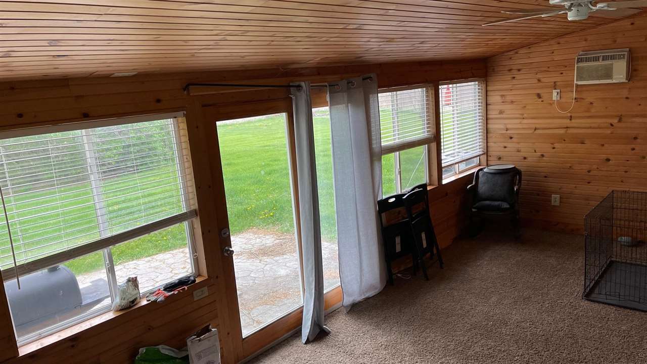 3917 East Baseline Road Mount Pleasant, MI 48858 - Photo 14 of 30 1923212-8D80C407-43E5-4E06-B058-FEFE238CF84D.JPG