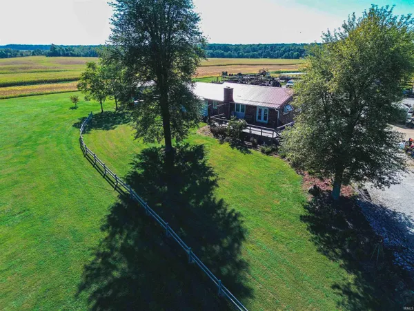 $1,200,000 | 3751 East 450 South, Washington, IN 47501