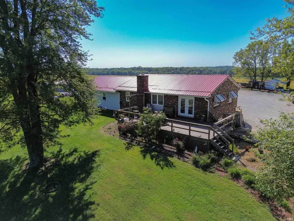 $1,200,000 | 3751 East 450 South, Washington, IN 47501