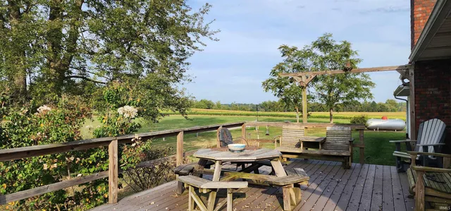 $1,200,000 | 3751 East 450 South, Washington, IN 47501