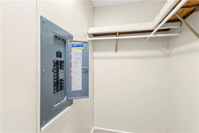 $140,000 | 21 Lear Drive, Coventry, RI 02816