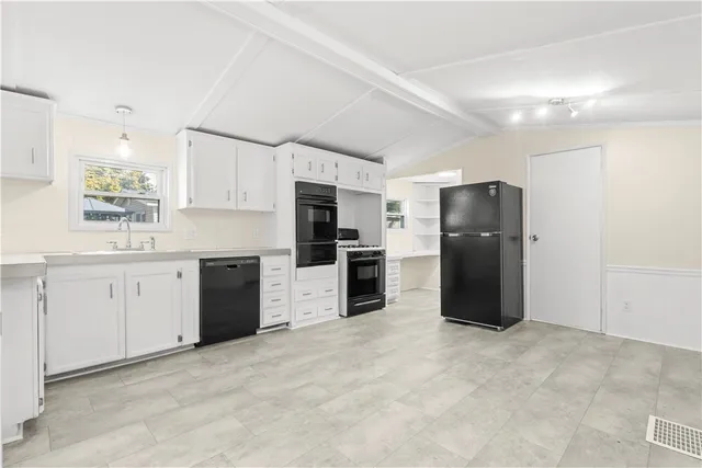 $140,000 | 21 Lear Drive, Coventry, RI 02816