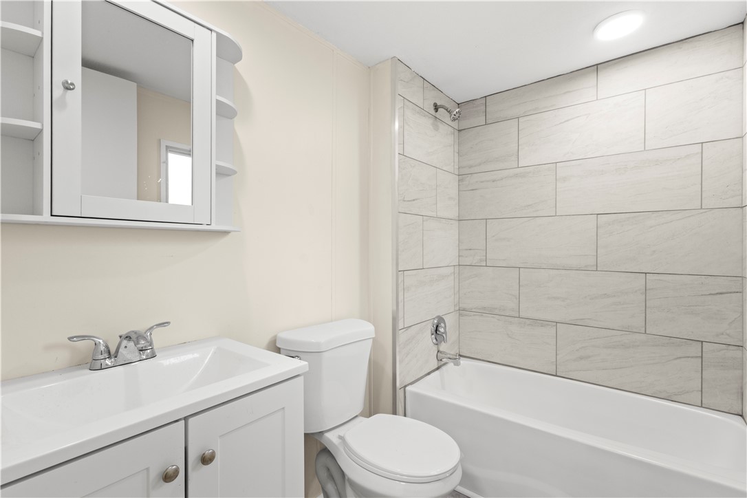 21 Lear Drive Coventry, RI 02816 - Photo 10 of 26