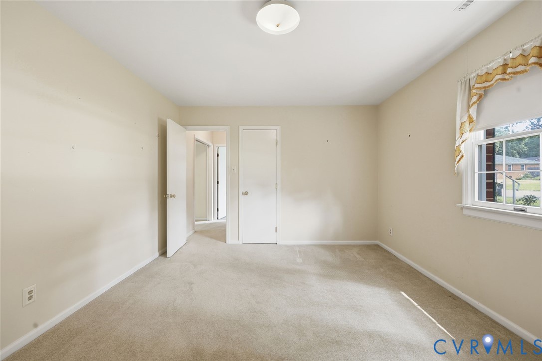 121 Huntington Road Colonial Heights, VA 23834 - Photo 30 of 43 Gallery Image 30