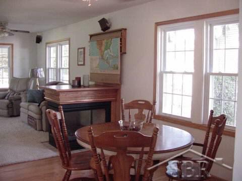 445 Swanson Road Saginaw, MI 48609 - Photo 5 of 7 20043864-4.JPG