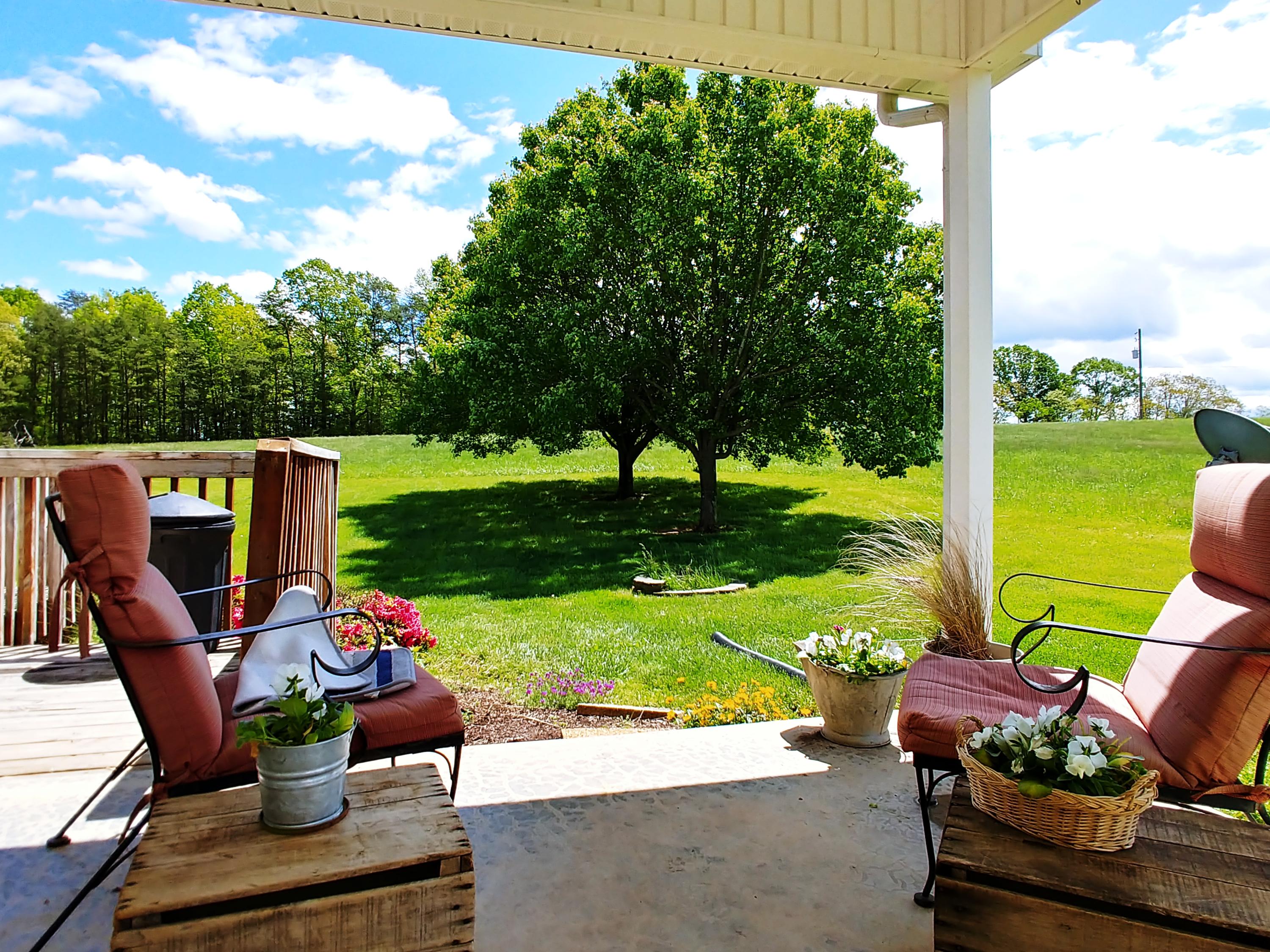 Enjoy the Country Setting