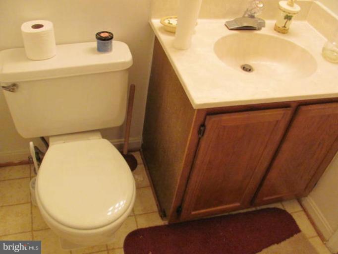 9221 Fairlane Place Laurel, MD 20708 - Photo 16 of 23 Half Bath 1