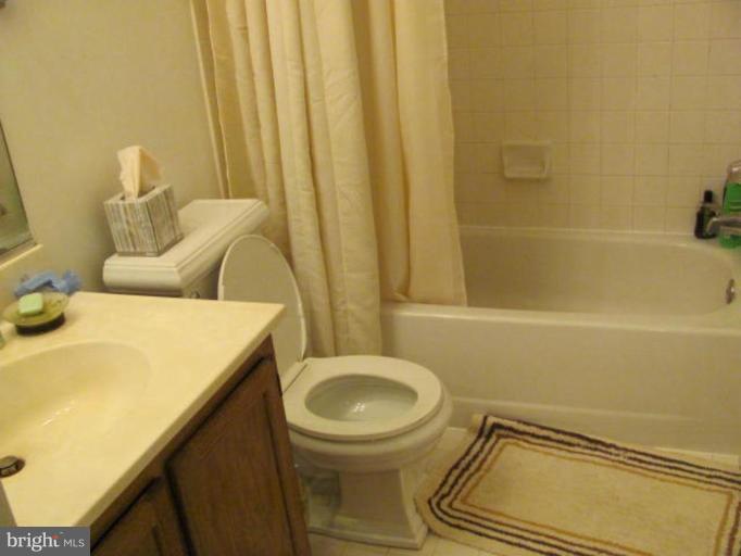 9221 Fairlane Place Laurel, MD 20708 - Photo 21 of 23 Bath #2