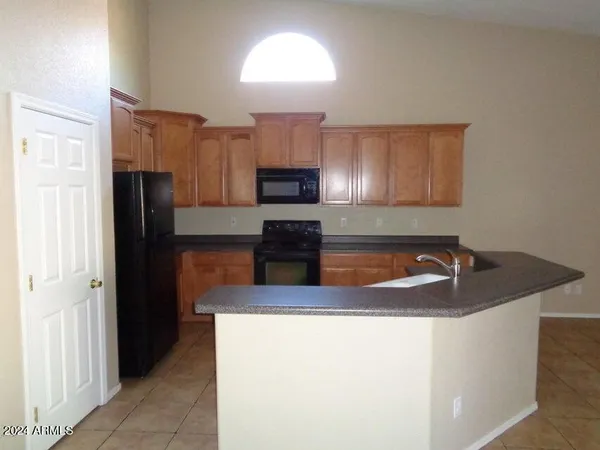 $1,900 | 22641 Gibson Drive, Maricopa, AZ 85139