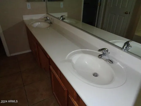 $1,900 | 22641 Gibson Drive, Maricopa, AZ 85139