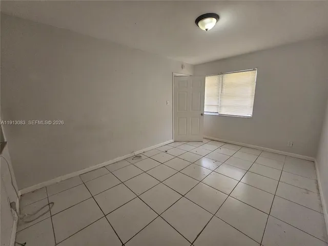 $1,900 | 1727 Fletcher Street, Unit 1, Hollywood, FL 33020