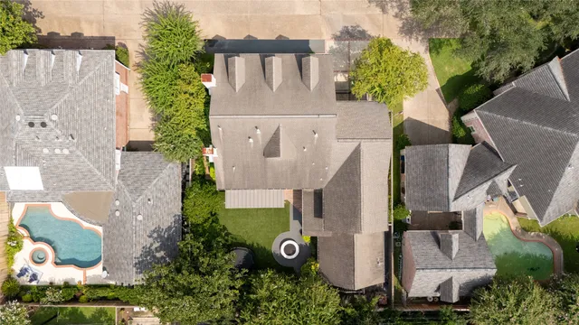 $17,500 | 5527 Briar Drive, Houston, TX 77056