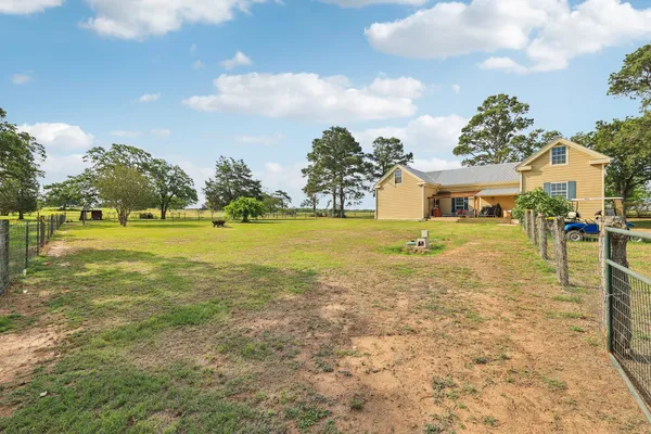 $599,000 | 1200 County Road 211, Giddings, TX 78942