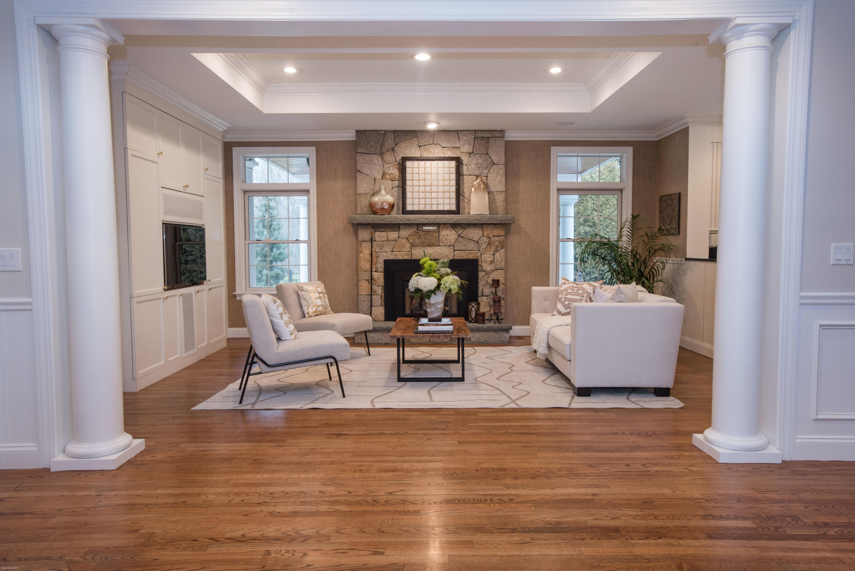 72 Conrad Road New Canaan, CT 06840 - Photo 4 of 35 Living Room