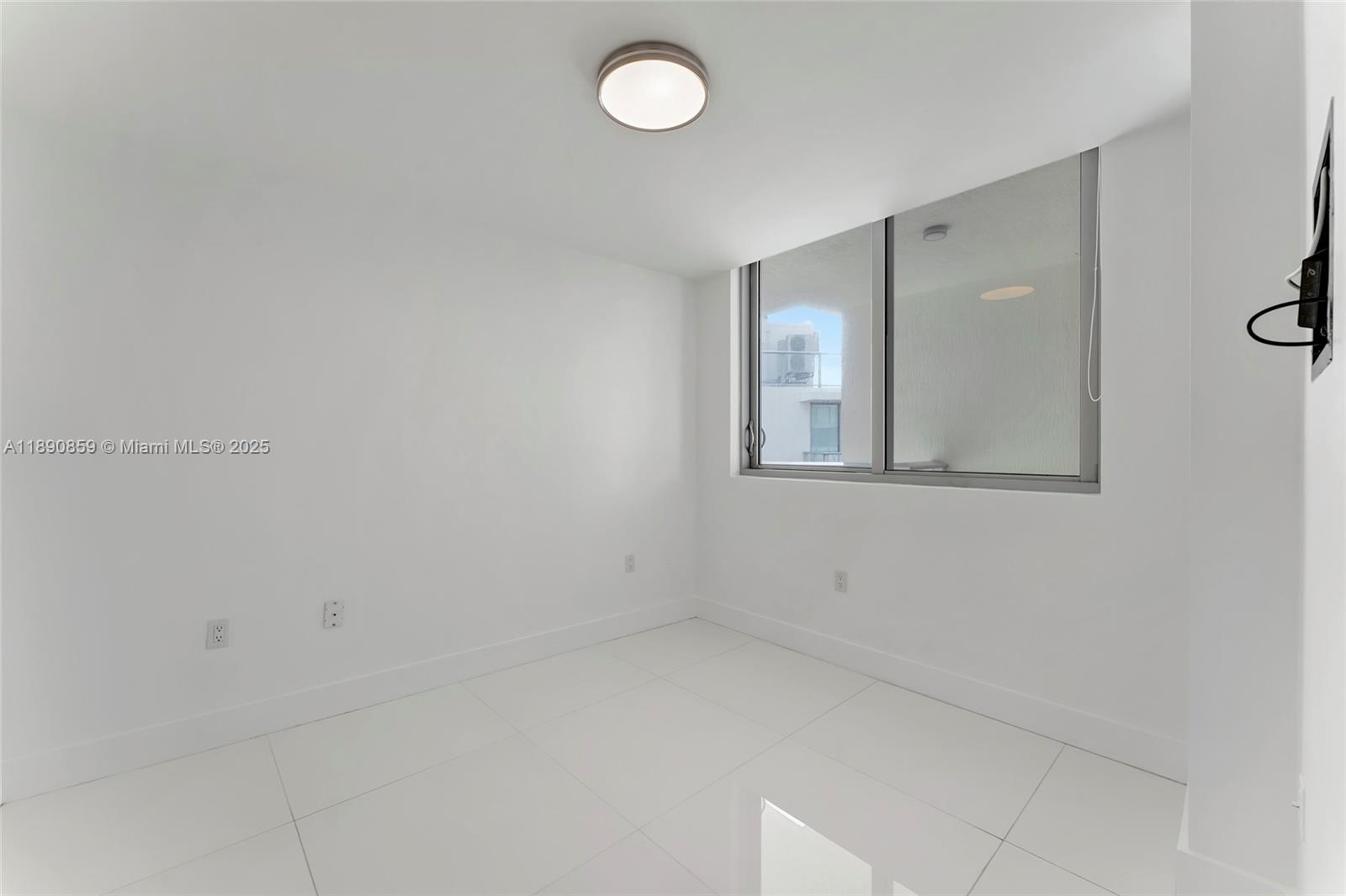 6620 Indian Creek Drive, Unit PH711 Miami Beach, FL 33141 - Photo 28 of 82 a view of an empty room