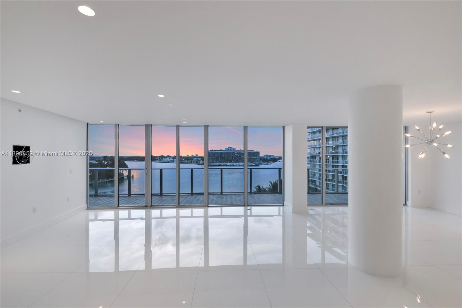 6620 Indian Creek Drive, Unit PH711 Miami Beach, FL 33141 - Photo 38 of 82