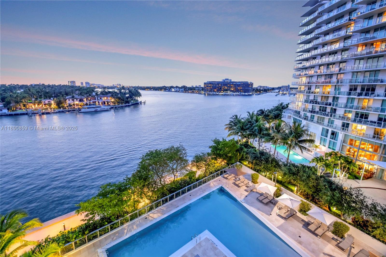 6620 Indian Creek Drive, Unit PH711 Miami Beach, FL 33141 - Photo 73 of 82 a view of a city and lake view