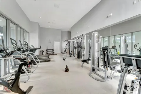 $1,995,000 | 6620 Indian Creek Drive, Unit PH711, Miami Beach, FL 33141