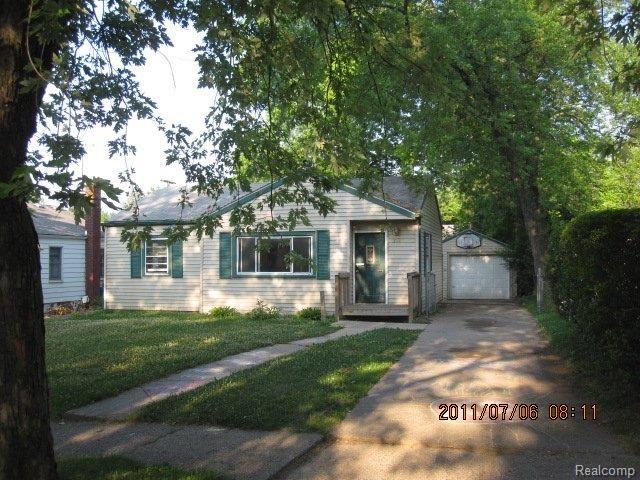 358 Dover Road Waterford, MI 48328 - Photo 1 of 9 IMG_1320
