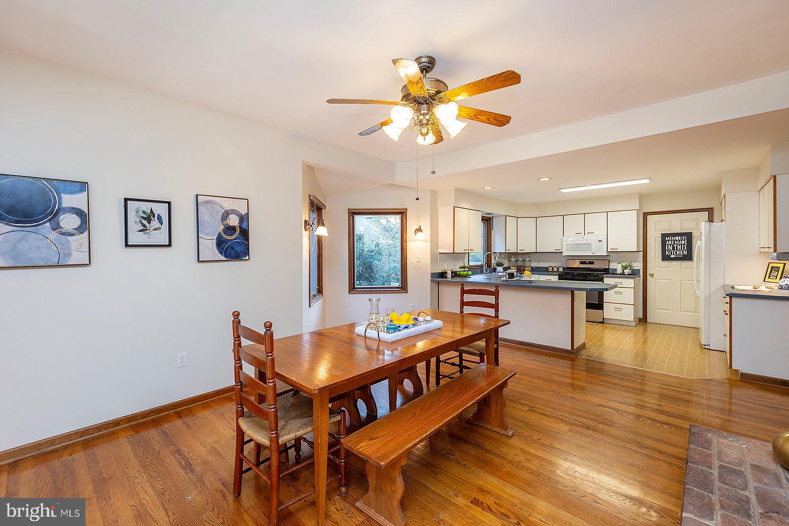 116 Forest Ridge Road Winchester, VA 22602 - Photo 47 of 73 Large eating area off of kitchen
