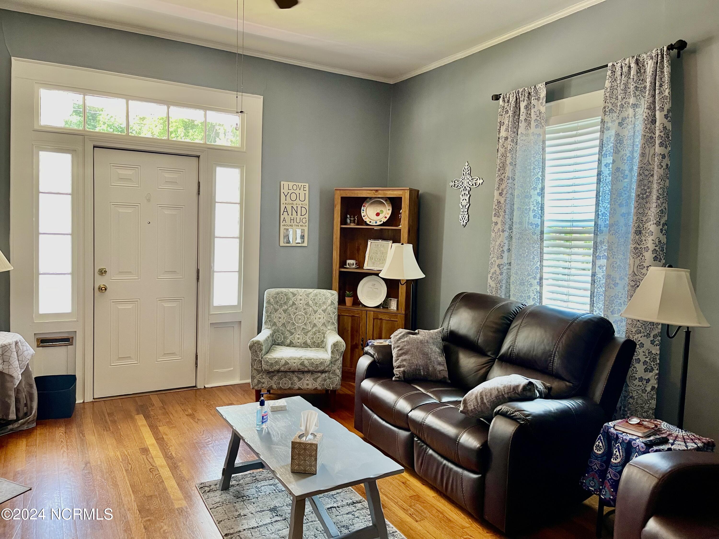 503 Leak Street Rockingham, NC 28379 - Photo 23 of 27 Den