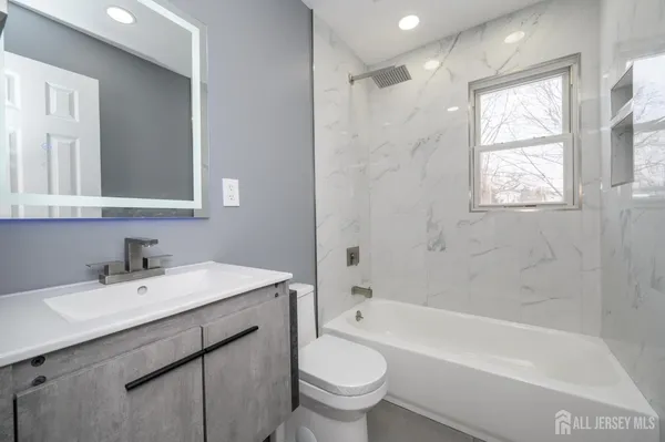 $499,000 | 311 Chestnut Street, Middlesex, NJ 08846