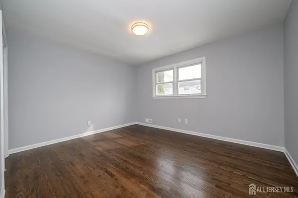 $499,000 | 311 Chestnut Street, Middlesex, NJ 08846