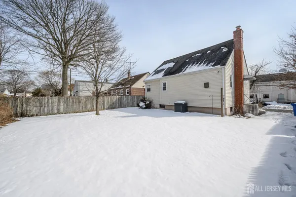 $499,000 | 311 Chestnut Street, Middlesex, NJ 08846