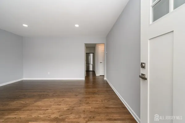 $499,000 | 311 Chestnut Street, Middlesex, NJ 08846