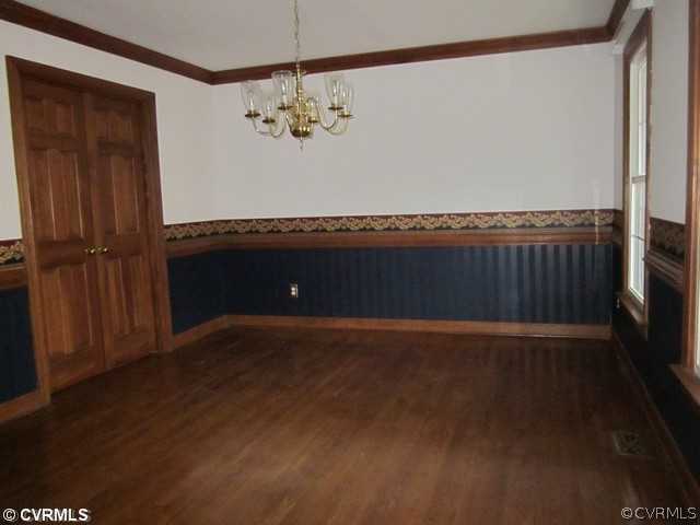11203 Warren View Road Henrico, VA 23233 - Photo 3 of 8 Dining Room