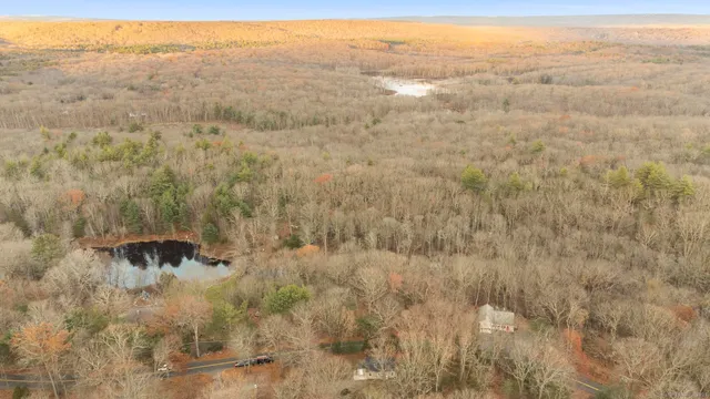 $338,999 | 117 West Chippens Hill Road, Burlington, CT 06013